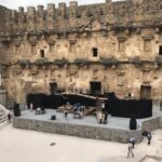 Veda Yurtsever Instagram - Aspendos ‘ta #hırçınkız , bu akşammmm 🎭 #shakespeare #devlettiyatrosu #antalya #festival #tiyatro