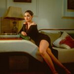 Vedika Pinto Instagram - draw me like one of your desi girls . . . . Photographer @smritimdutta Styled by @spacemuffin27 Make up @makeupbysalonij Hair @hairbyradhika Styling Assistants @harshitasamdariya @iambidipto_ Styling intern @palakmehhta Wearing @clubllondon @charleskeithofficial @varunadjani @gehnajewellers1 @darshanaasanjanaajewellers @houseofshikha
