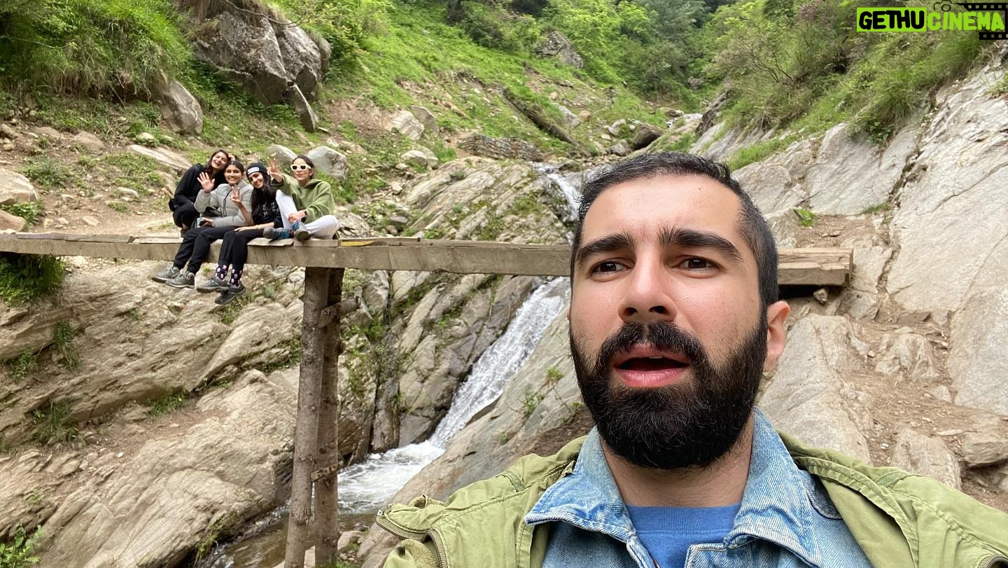 Vedika Pinto Instagram - the world really did go and get itself in a big damn hurry