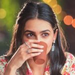 Vedika Pinto Instagram – Glimpses from the sets of gumraah 🎥

Now streaming on @netflix_in