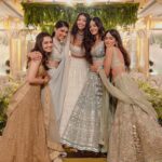 Vedika Pinto Instagram – प्यार दोस्ती है 🦩