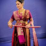 Veena Ponnappa Instagram – @veena_ponnappa_vnaa

#veena #veenaponnappa #renukayellamma #kannadaactress  #queen #sareelove #kannada #mythology #starsuvarna #beingme #kannadaserial #sandalwood #actor #helloworld #nammakannada #kannadaserials #goodevening #actorlife #mangaladevi #royal #royalqueen #suvarnaserials #sword