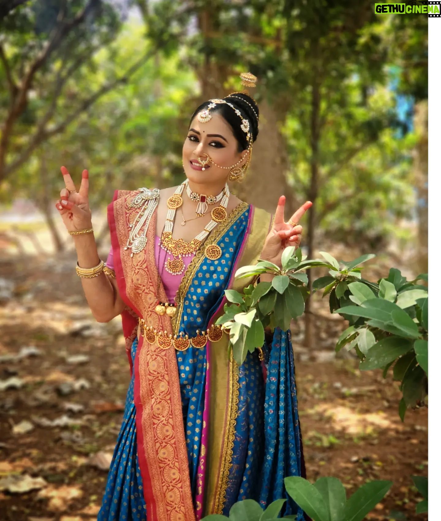 Veena Ponnappa Instagram - @veena_ponnappa_vnaa ❤️ #veena#veenaponnappa #veena #veenaponnappa #udhoudhosrirenukayellamma #kannadaactress #instagram #enjoying #happyme #instafamily #rani #naturelove #beingme #kannadaserial #sandalwood #actor #queengirl #poser #palace #kannadaserials #smiling #actorlife #mangaladevi #royal #instafam #goodafternoon #lovingme @nandimovies_official