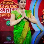 Veena Ponnappa Instagram – “The Elegance in Saree Never goes Out of Style” @veena_ponnappa_vnaa 🥳🥰💕

@starsuvarna 
#dussehra 

#veena #veenaponnappa #renukayellamma #kannadaactress  #shootmode #sareelove #kannada #specialpromo #starsuvarna #beingme #kannadaserial #sandalwood #actor #traditional #nammakannada #kannadaserials #jewels #actorlife #sareelove #nammadussehra #helloworld #dussehraspecial #suvarnaserials #greensaree