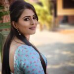 Veena Ponnappa Instagram - Immersed in the Finesse of Tradition with Smile @veena_ponnappa_vnaa ✨🥰😇 #veena #veenaponnappa #ravoyichandama #kannadaactress #smile #enjoying #happyme #telugu #teluguserials #etvtelugu #beingme #teluguserial #sandalwood #actor #homely #smilehappily #sareelover #kannadaserials #smiling #actorlife #rudrani #traditional #pinksaree💗 #cute #bubbly #sareelove