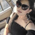Veena Ponnappa Instagram – @veena_ponnappa_vnaa 💐🎊

#veena #veenaponnappa #ravoyichandama #kannadaactress #poser #enjoying #happyme #telugu #teluguserials #etvtelugu #beingme #frocklove #sandalwood #actor #black #style #frock #selfie #modern #actorlife #rudrani #instsgram #cute #socialmedia #workmode