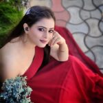 Veena Ponnappa Instagram - @veena_ponnappa_vnaa 🥳 Costume by @inayadesignerstudio #veena #veenaponnappa #ravoyichandamama #kannadaactress #pose #fashion #happyme #telugu #teluguserials #etvtelugu #reddress #frocklove #actor #collaboration #smilehappily #modern #morning #smiling #actorlife #rudrani #acting #lovingme #cute #showtime #etv #bestofme