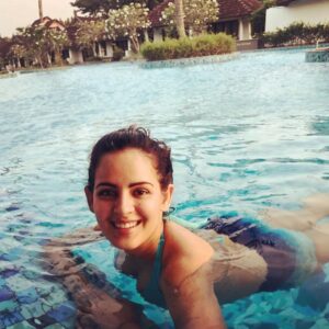 Venus Singh Instagram - I’m a water baby ..... ooohhh .... such a water baby !!! 👙🍻☀️🏊‍♀️ 🌊 .
.
No holiday is complete without bikinis, beers, a good swim & some cool pool pictures!! Tan lines make for good memories! .
. 📸 @mmohita (she loves to make me pose) 😋
Pool partner @mmohita 👯‍♀️
.
.
P.S. - try the @lauramercier Glow powder for that sun kissed glow...❤️It stayed on despite hours in the pool & I for sure glowed! 😍
.
.
.
#swimming #swim #swimmingpool #girlsswimwear #bikini #bikinilove #blue #bluewater #holiday #holidays #shotoniphone #iphonography #poolpic #happy #waterbaby #waterbabies #glow #sunkissed #magichour