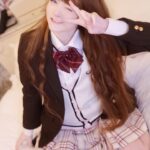 Venus Palermo Instagram - What’s your favourite type of uniform? I like school uniforms but also cool ones like construction uniforms lol