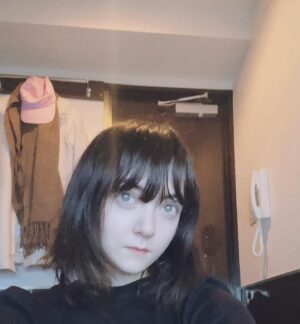 Venus Palermo Instagram - Until 2 days ago I was sleeping in an Internet cafe
I’m here to share my experience with you today ❤️ There’s a computer, a padded floor to sleep, and a coin shower and…as many fluffy blankets as you like. (*^_^*)💤
In Japan a lot of people sleep in Internet cafes when they are facing difficulties with housing. 🏠　
I’m so lucky and blessed…My friends and people online fortunately helped me when I had nothing and I am so lucky because I did not have to sleep on the streets.  I truly love all of you ❤️
If any of you have any questions on being homeless in Japan, please let me know. 
It could be an interesting and educational video for YouTube! 🎥