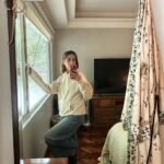 Verónica Bravo Instagram - Felices días nublados.