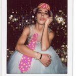 Verónica Bravo Instagram – Señora, de arreglo floral y uña del 1, madre de dos y de emocionalidad cambiante, próximamente en cines @mistoxicosxv