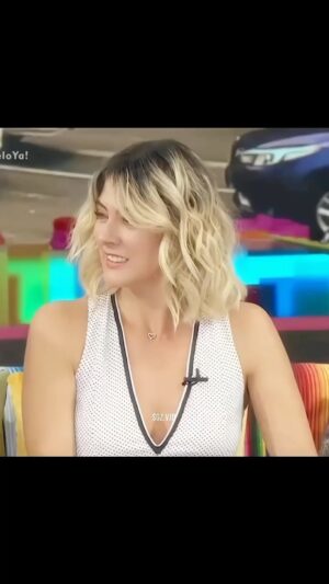 Verónica Jaspeado Instagram - Gracias x el video @sgz.vjd 😍
Un lindo #tbt ! 😉🌸🦋