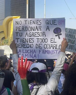 Verónica Jaspeado Instagram - 8 de marzo 2024 
Fortaleciendo la lucha por la igualdad de género 💜🇲🇽
#8marzo #mujeres #marchademujeres #mexico