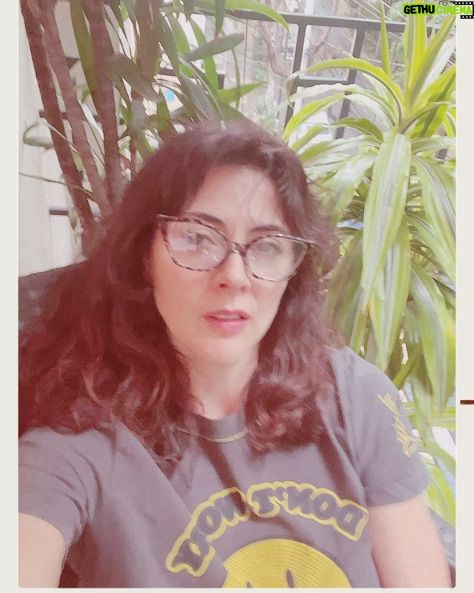 Verónica Jaspeado - 5.2K Likes - It rains. 😌
Palabra del día: petricor
