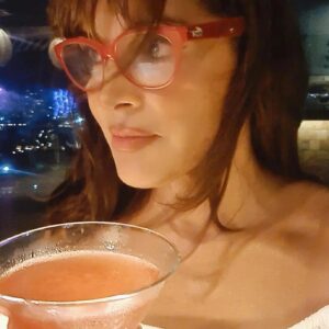 Verónica Macías Instagram - Martini

Lentes @consultoriovisual #lacoste #lacoste🐊 #lentes