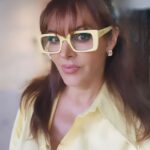 Verónica Macías Instagram – Si ya no ves bien busca unos lentes que te gusten y llévalos con Dr. Sergio de Consultorio Visual Óptico para que les pongan la graduación adecuada y veas y  te veas cool!!!!💛

Lentes: @consultoriovisual

#yellow #amarillo #lentes