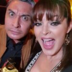 Verónica Macías Instagram - Soy fan de este hombre EXCELENTE COMEDIANTE @jjelcomediante @restaurantecasaembajadoroaxaca #mezcalartesanal #mezcal