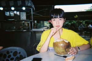 Vera Yen Instagram - 🦥🍝🥽
底片洗出來惹
按快門的每一天都很快樂
@mr.player.tw