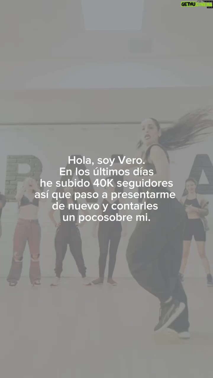 Verónica Álvarez - 11.4K Likes - Hola! En los últimos días he subido 40K seguidores así que paso por aquí para presentarme de nuevo y contarles un poco sobre mi ♥️ Nos vemos en @bailarte.pe !!