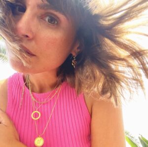 Verónica Echegui Instagram - Cómo mola @mariapascual 💘💍
Gracias @tonisanchezhorneros