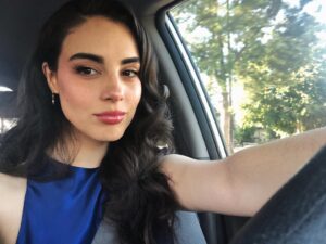 Veronica St. Clair Instagram - On my way! (Definitely running late, but omw)