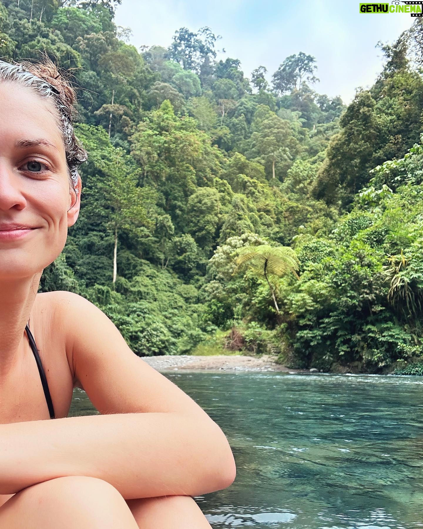 Veronika Macková - 4K Likes - Ta příroda to má hezký 🐢🦀🦎🦋🦇🦧🐅🦏🐊🐘
Více o ní a ochranářských projektech příště ⏩️
#planetearth