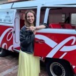 Veronika Arichteva Instagram - To byl tak krásnej večer! HUDBOU SPOLU SPOLU jsme vybrali pro nadační fond @dumronaldamcdonalda nádherných 4 203 241 korun. Je to částka, která bude základním kamenem druhýho DOMU v ČR. Trochu mě to rozhodilo 😅 Tak ještě jednou, protože poděkování neni nikdy dost, patří všem lidem, co si koupili lístek na koncert, všem co se zapojili do aukce nebo přispěli jinak. Děkuju úžasný @ewa_farna93 a její kapele, skvělýmu @vojtech_dyk_official a @sofianmedjmedj Nejvtipnější @brzobohatadaniela Sponzorům a partnerům akce @cocacolaczsk @uni_credit_bank_ @farmfritesceskoslovensko a dlouhodobýmu podporovateli @mcdonalds.cz Za střechu nad hlavou, organizaci a servis @doupe_club_official @united_islands @jan_puncochar_chef Celýmu týmu a dobrým lidem, kteří stojí za projektem a nadací. A taky mojí holčičí bandě @martinapartlova @dianausa08 @ilona_folprechtova ❤️ D Ě K U J U