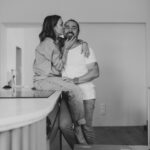 Veronika Arichteva Instagram - Všechno nejlepší Bisi náš! @biser.a.arichtev Tohle je ten nejlepší 47 letej kluk, co znám. @martinapartlova ti chtěla koupit k narozkám vasektomii, abys měl už konečně klid, ale když si prohlížim všechny ty fotky, tak by to byla škoda si tyhle geny nechat pro sebe. 😀❤️ #milujemeTeTato #bday