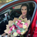 Veronika Danišová Instagram – Už je to skoro rok čo mám po boku silného partnera akým je  @opel_cz a môžem tak plniť svoje každodenné povinnosti s ľahkosťou. Opel Astra ma každý deň bezpečne presúva do roboty, presťahovala ma, robí mi radosť a hlavne je to hybrid – čiže tichá zlatá kráska čo zaparkuje na modrej s prehľadom❤️ ďakujem celému teamu @opel_cz za váš prístup a všetko okolo❤️ #nebesky #opel #opelcz #spoluprace #teamopel #Astra