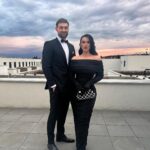 Veronika Danišová Instagram – Calm before the storm❤️‍🔥

Outfits
Besky: @martina_pipkova_loudova 
Adam: @suitsup.cz 

@tvnovaofficial #bday #30letspolu