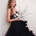 Veronika Mindal Instagram - I’m usually all about the jeans and T-shirt, but sometimes I want to put on a black, long dress and be a queen ♠️ And smile into the face of misfortune. You just don’t know what I’m facing and I’ve already struggled and fight alone , so as long as Im live, nothing can break me. . . . . #actress #model #maturemodel #singer #songwriter #Hollywood #LosAngeles #NewYork #Paris #Milan #Artist #Instagram #Instastyle #tattooedgirl #Insta #Bloomingdale #dress #mature #fashion #design #fashiondesign #macys #певица #актриса #Fashionblogger #veronikamindal