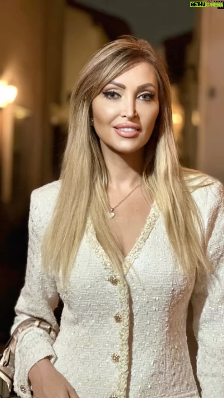 Veronika Mindal Instagram - A flawless life might not be possible, but a flawless outfit definitely is. Outfit inspired by Chanel . . Bag by #ferragamo Shoes by #francosarto Blazer/dress by #endlessrose necklace and earrings by #chanelofficial #actress #model #maturemodel #singer #songwriter #Hollywood #LosAngeles #NewYork #Paris #Milan #Artist #Instagram #Instastyle #tattooedgirl #Insta #Bloomingdale #mature #fashion #design #fashiondesign #Interiordesign #macys #Norstrom #Chanel #Marshalls #fashionblogger