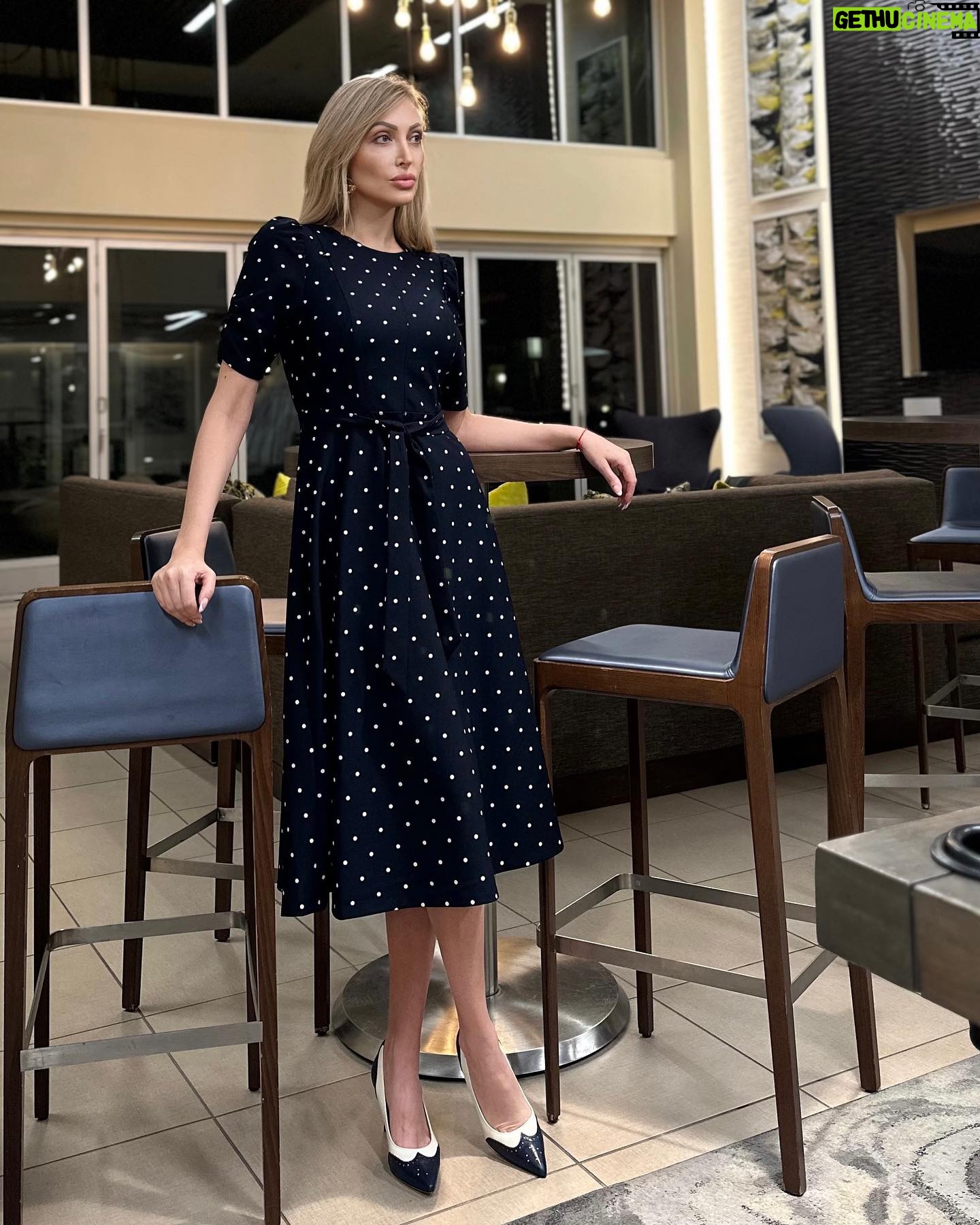 Veronika Mindal Instagram - A little experimenting using a polka dot dress and pin-up style accents. i’m not sure I can make it since I look to serious? What do you think? . . . Look by #calvinklein shoes #ralphlauren . Follow for more tips about style, music, acting . . . #actress #model #maturemodel #singer #songwriter #Hollywood #LosAngeles #NewYork #Paris #Milan #Artist #Instagram #Instastyle #tattooedgirl #Insta #Bloomingdale #dress #mature #fashion #design #fashiondesign #macys #певица #актриса #Fashionblogger #veronikamindal