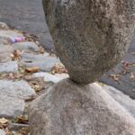 Vicci Martinez Instagram – One of my fav things to do. I have a hard time staying still so this is a fun way to practice. 
#rockstacking