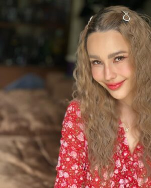 Vichuda Pindum Instagram - MUA @bobciga 
Hair @nammon0602