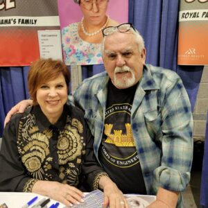 Vicki Lawrence Instagram - In #providence at #comiccon Make new friends and keep the old..Dorothy Lyman, John Ratzenburger, Brent Spiner and…Barbara Eden. Such fun❤️💕