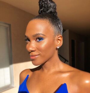 Vicky Jeudy Instagram - Sun Kissed! ☀️ #VickyJeudy #Glam #Makeup #Fenty