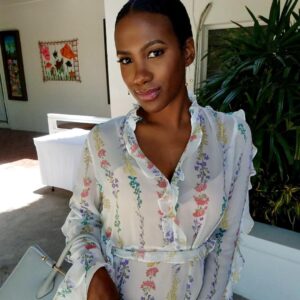 Vicky Jeudy Instagram - Game time 💋
Time for change is now.
💄 @maritzaboudoir 
#vickyjeudy 
#haititechsummit17 
#reboothaiti