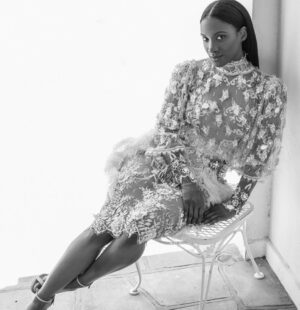 Vicky Jeudy Instagram - A casual look . Would you agree?
#Vickyjeudy #fashion #look