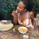 Vicky Jeudy Instagram - It's Fries-Day 😩😂! #Fries #VickyJeudy #Hair