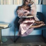 Vicky Jeudy Instagram - On the hunt for an amazing book, any recommendations? #MotivationalBook #Book #VickyJeudy