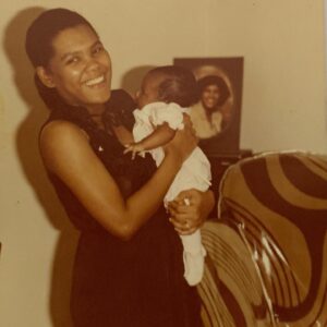Vicky Jeudy Instagram - My heart breaks for anyone who lost a dear loved one during COVID-19.
Today on Mother’s Day my heart breaks for anyone who lost a mother, grandmother, sister, aunt, niece or any maternal figure during the COVID-19 pandemic.
Grief is different for all of us, yet I can relate because I lost my mother ten years ago unexpectedly and she was buried on Mother’s Day.
 I miss her kindness, her smile, her warmth, and she had such a devotion for a personal relationship with God. That’s what helped me find the strength to overcome my grief. 
If you lost a dear loved one whoever it may be enter your family’s first name in the comment section so I can keep them in my prayers. 
#vickyjeudy
#youarenotforgotten