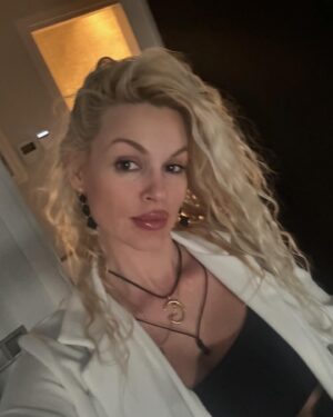 Vicky Kavoura Instagram - 
