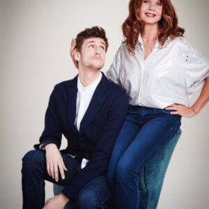 Victoria Abril Instagram - Bonne nouvelle : Je remonte sur les planches !
Retrouvez moi avec Jean-Baptiste Maunier au Théâtre de la Madeleine du 27 Janvier au 7 Avril dans "Paprika", la nouvelle comédie de Pierre Palmade, mise en scène par Jeoffrey Bourdenet.
Prenez vos places : http://bit.ly/2FBy1Rt
Plus d'infos bientôt !