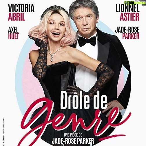 Victoria Abril - 3.7K Likes - Merci à vous pour cette première semaine de pur bonheur sur les planches du @theatredelarenaissanceparis ! On ne badine pas avec le sexe dans « Drôle de Genre » mise en scène par @jeremielip , écrite par @jaderoseparker avec qui je partage l’affiche aux côtés de Lionel Astier et @axelhuet ❤️🔥
Costumes par mi amor @lola_dragonessvonflame
Choré par @tamara.fernando