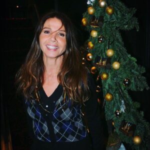 Victoria Abril Instagram - Feliz Navidad ! Joyeux Noël ! Merry Christmas ! 🎄