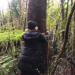 Victoria De Gregorio Instagram - amor, amistad y muuuucho verde 🌿🪴🌱🍀🌳🍃
gracias a quienes nos recibieron en sus hogares. que lindo saber que tenemos familia sureña