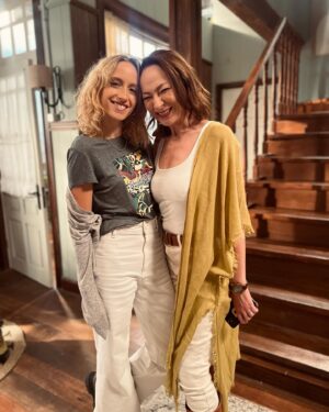Victoria De Gregorio Instagram - Vuelve esta dupla 🔥 💣 
Pronto #alsurdelcorazon con mi admirada Patricia 🫀