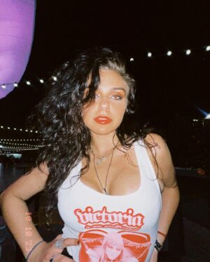 Victoria Konefal Instagram - ❣️victoria is my girlfriend❣️